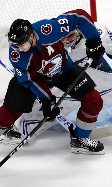 Kucherov’s goal lifts Lightning to 1-0 win over Avalanche
